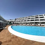 Casa Perdy, Beautiful 1 Bedroom With Communal Pool Apartment *