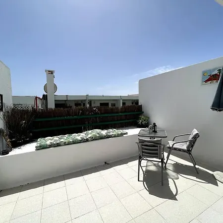 Casa Perdy, Beautiful 1 Bedroom With Communal Pool *