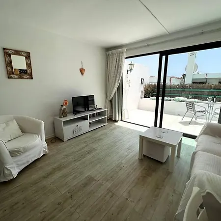 Апартаменты Casa Perdy, Beautiful 1 Bedroom With Communal Pool Тиас